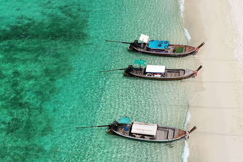 Phi Phi: 7 Islands longtail boat with Sunset and Plankton - What this Phi Phi boat day is really like