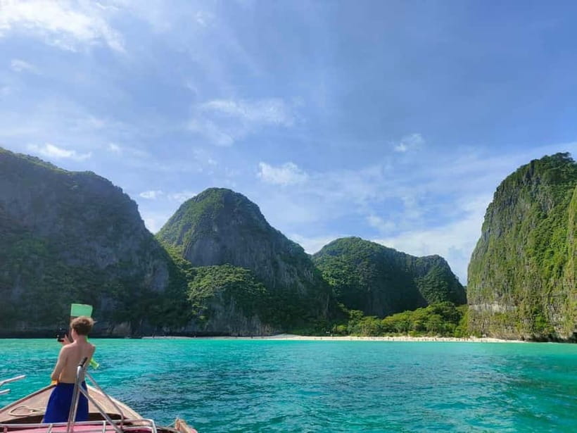 Phi Phi: Half Day Long Tail Boat to Maya Bay - A short Thai boat ride with a big-name beach