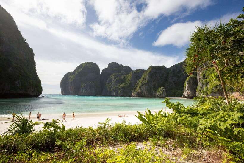 Phi Phi Half Day or Full Day by Longtail to Maya and Bamboo - Loh Samah Bay and the limits of a short tour