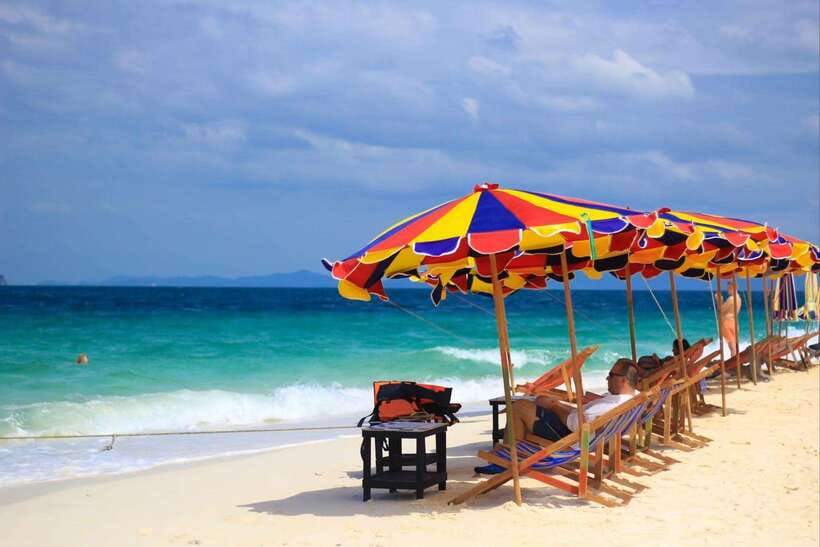Phuket: 3 Khai Islands Relax & Snorkeling Half/Full Day Tour - Khai Nui, the rocky snorkeling stop