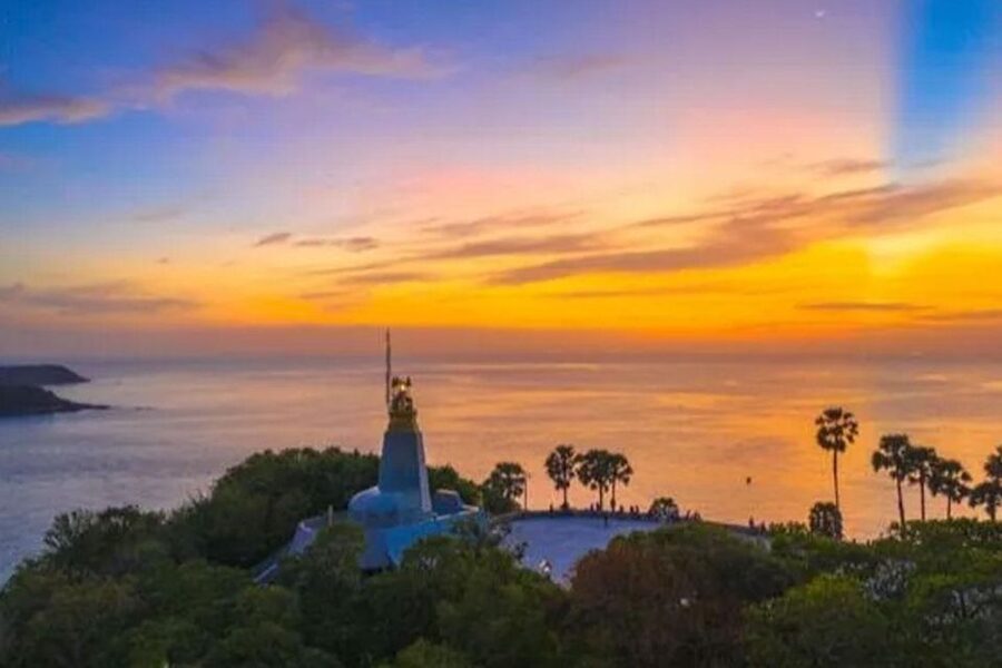 Phuket: Amazing Sunset View & Local Market Tour - Transport, timing, and group size