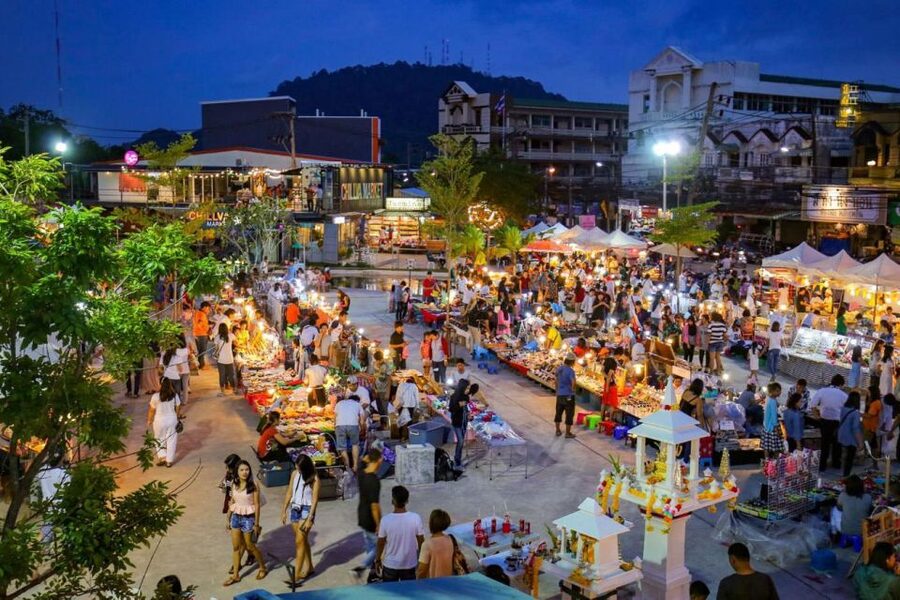 Phuket: Amazing Sunset View & Local Market Tour - Karon View Point: three beaches in one frame