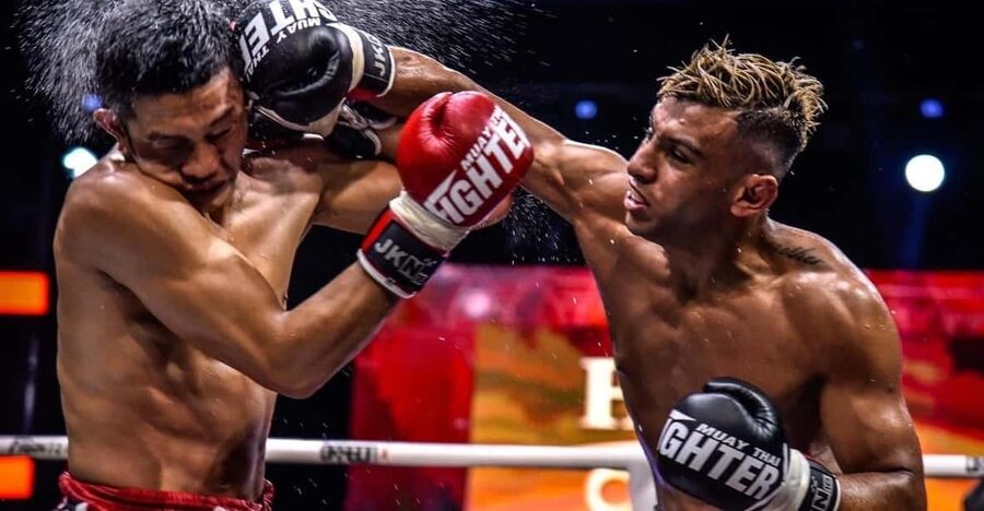 Phuket: Bangla Boxing Stadium Muay Thai Ticket - The Patong setting and the late start