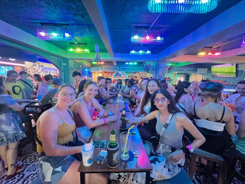 Phuket: Bar Crawl Tour - Who will enjoy this night