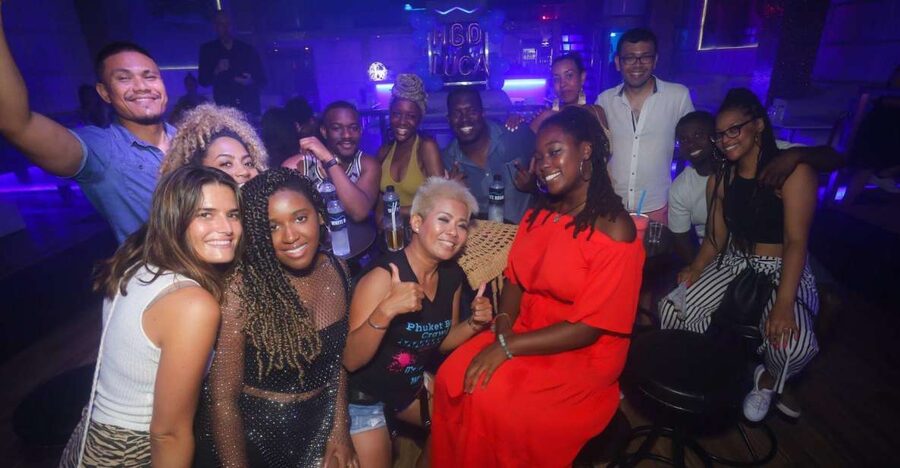 Phuket: Bar Crawl Tour - Drink at your own pace