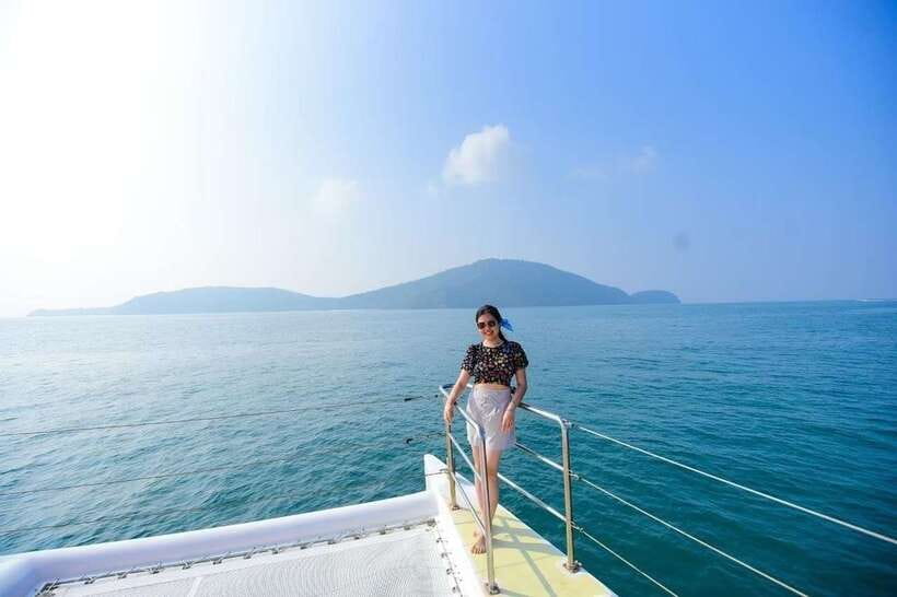 Phuket: Coral Yacht Boat Tour to Coral Island with Sunset - What this Phuket yacht trip is really like