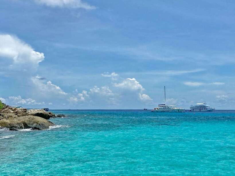 Phuket: Day Trip to Coral and Racha Island by Speedboat - A fast island day from Phuket