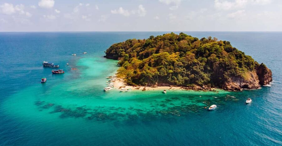 Phuket: Explore the Trio Khai Island Snorkelling Adventure - Khai Nui, the smaller stop with deeper water