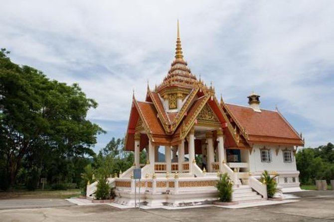 Phuket Giant Water Lilies & Temple Tour - Private & All-Inclusive - Key points to know before booking