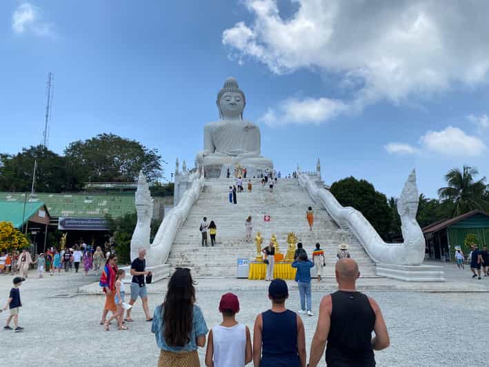 Phuket: Guided Tour of Phuket City with Hotel Transfers - Wat Chalong adds meaning to the temple visit