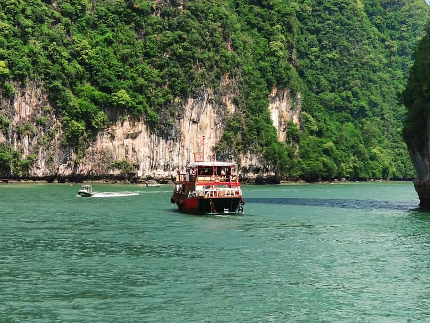 Phuket: Phang Nga,Hong & James Bond Islands by Big Boat - James Bond Island and the famous sea stack