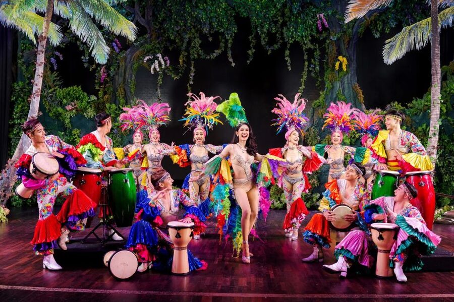 Phuket: Simon Cabaret Show Entry Ticket - What happens when the curtain rises