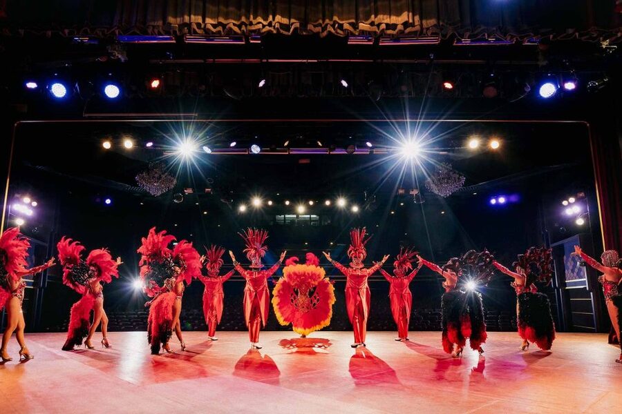 Phuket: Simon Cabaret Show Entry Ticket - Who will enjoy this show most