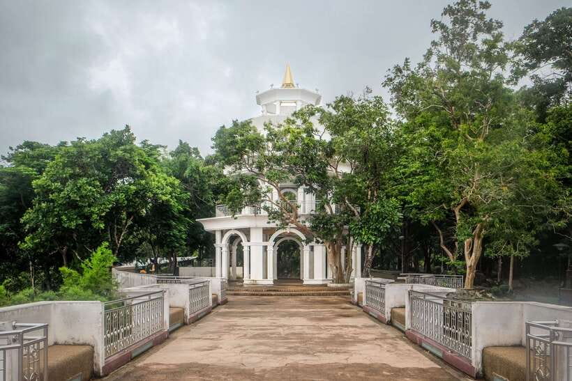Phuket: Wat Chalong, Viewpoint, and Old Town Guided Tour - The Big Buddha closure you need to know about