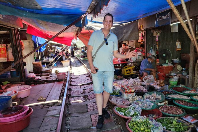 Private Amphawa & Maeklong Railway Market Day Tour with Fireflies - How the guide can shape the whole day