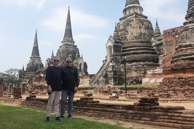 Private Ayutthaya Day Tour from Bangkok With Lunch - Wat Yai Chai Mongkol, an active temple with a long past