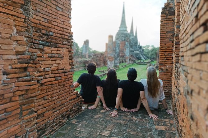 PRIVATE Ayutthaya + SUNSET Boat Tour + Light up The NIGHT - What the private format adds