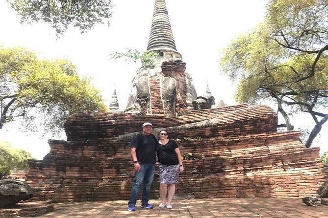 Private Ayutthaya Temples Tour From Bangkok - Wat Mahathat and the famous Buddha head