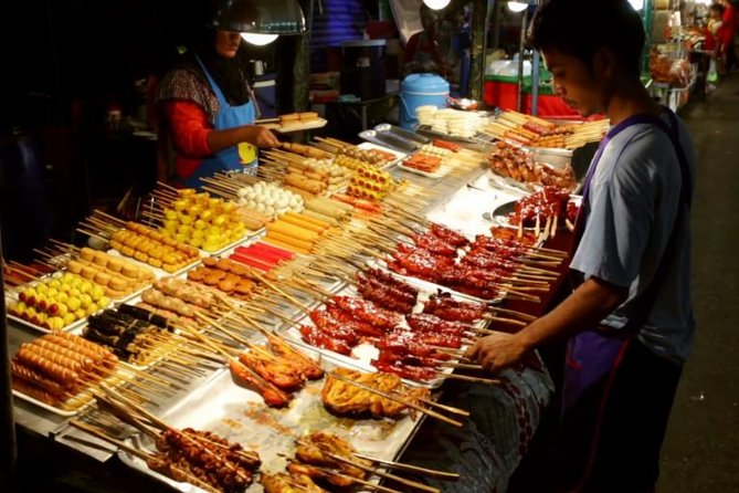 Private Bangkok Foodtour by tuk-tuk - Chinatown: Bangkok’s strongest food stop