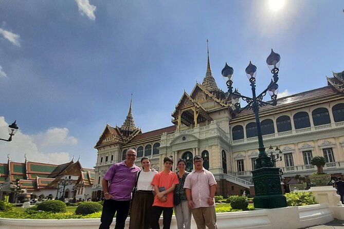 Private Bangkok Grand Palace Full-Day City sightseeing Tour - Lunch, water, and the real value of $185
