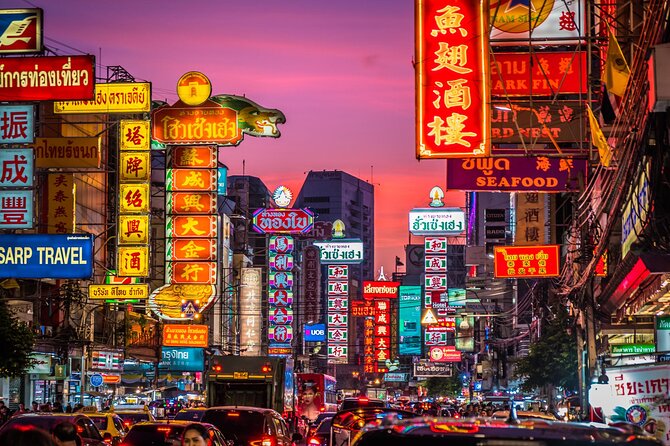 Private Bangkok Night Tour by Tuk Tuk with Dinner - Chinatown and the evening meal