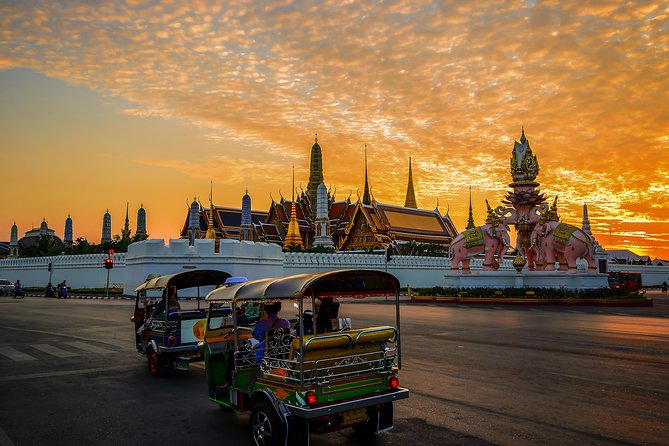 Private Bangkok Tuk Tuk Sunset Long-tail Night Lights - Starting beside the Chao Phraya