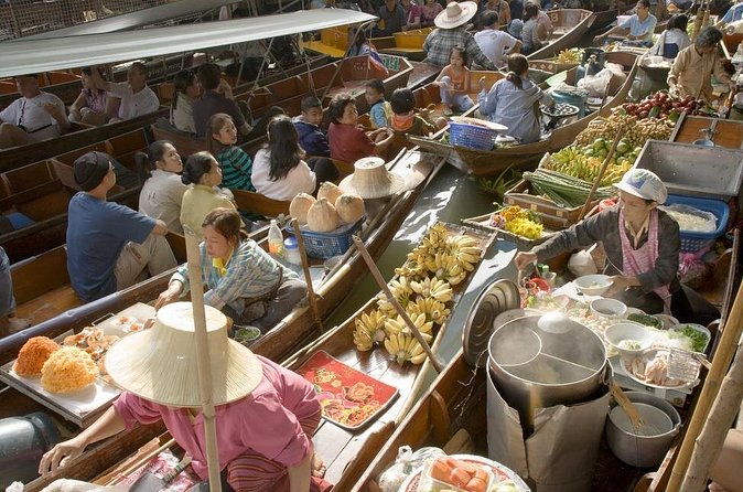 Private Damnoen Saduak Floating Market and Train Market Tour - What to buy and how to shop