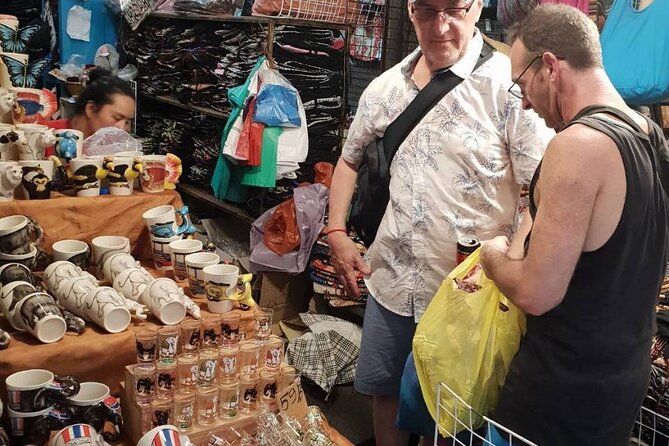 Private Exclusive Guided Chatuchak Weekend Market Shopping Tour - What the $90.25 price buys you