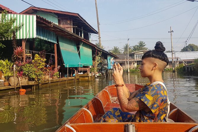 PRIVATE Floating Market + DRAGON Temple + DO like a Local - Sugar Palm Village and a family production site