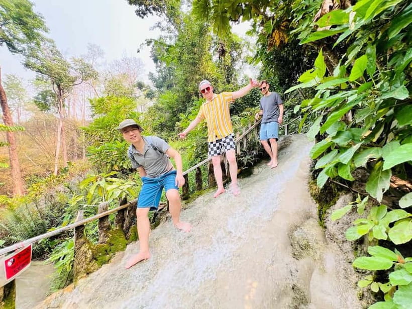 Private : Sticky Waterfall & Secret Temple & Karen Village. - Following the trail to the Seven-Colored Fountain