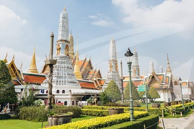 Private Tour: Bangkok's Grand Palace Complex and Wat Phra Kaew - Pickup, traffic, and the real three-hour schedule