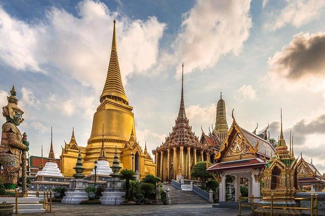 Private Tour: Bangkok Temples and Grand Palace - Dress, crowds, and small practical matters