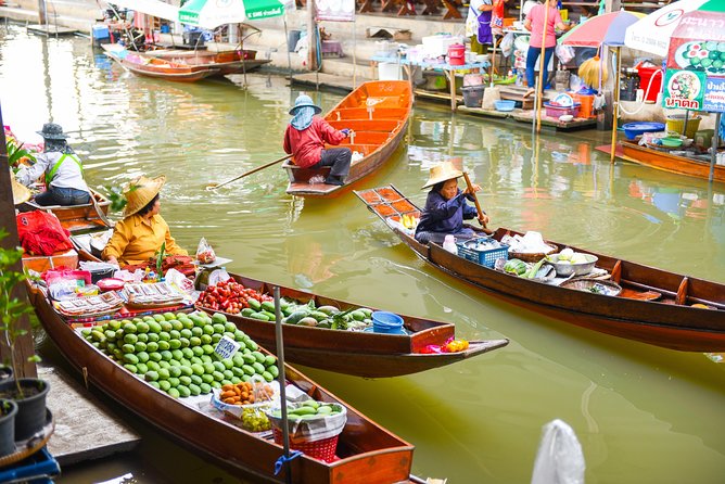 Private Tour: Floating Markets of Damnoen Saduak Cruise Day Trip from Bangkok - How private is the private tour?
