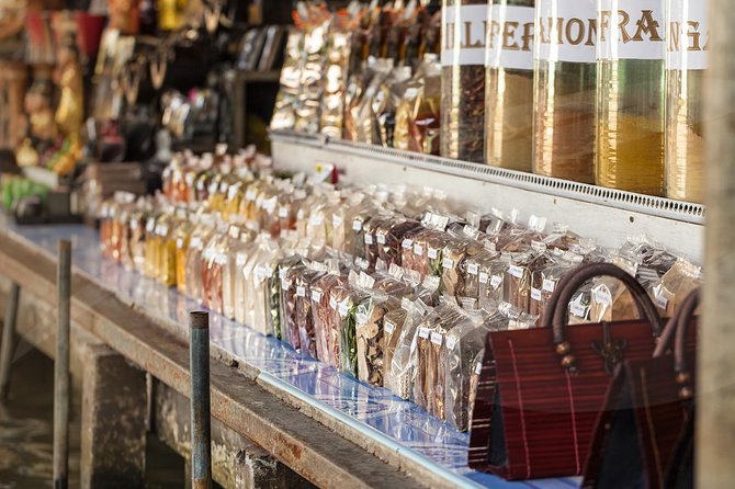 Private Tour: Floating Markets of Damnoen Saduak Cruise Day Trip from Bangkok - A fair look at the $135 price