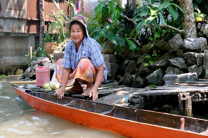 Private Tour from Bangkok: Railway and Floating Markets Tour - The best fit for this outing