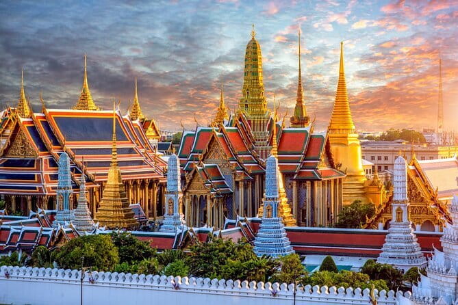 Private Tour: Grand Palace,Wat Phra Kaew, Museum&Cooking Class - Three hours learning Thai cooking at Sala Thai