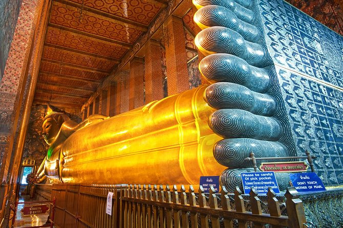 Private Tour of Bangkok's Temples Including Reclining Buddha (Wat Pho) - Wat Traimit and the astonishing Golden Buddha