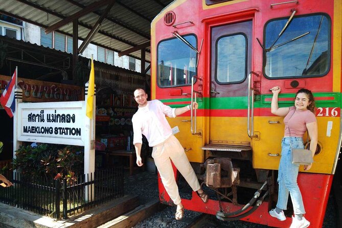 Private tour to Floating & Railway markets (multi-lang: EN ZH ES IT FR DE) - Who will enjoy this seven-hour outing?