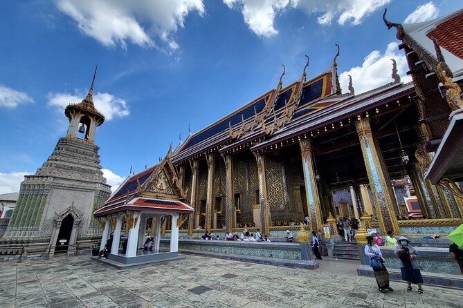 Private Tour to Grand Palace, Pho Temple and Arun Temple - Crossing to Wat Arun, the Temple of Dawn