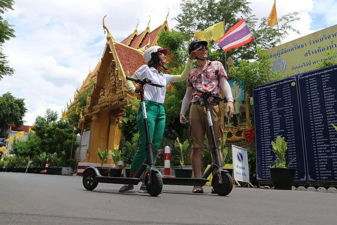 Private Tour to Pho Temple, Arun Temple and Canal Tour - Pak Khlong Talad, Bangkok’s flower market