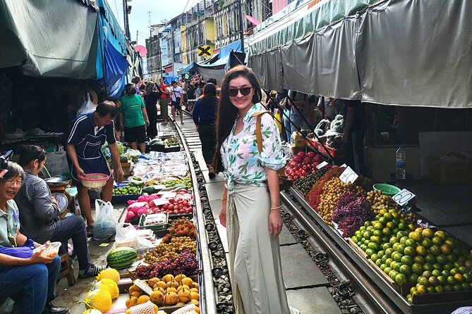 Private Tour to Railway Market Floating Market and Ayutthaya - Wihan Phra Mongkhon Bophit and the huge bronze Buddha