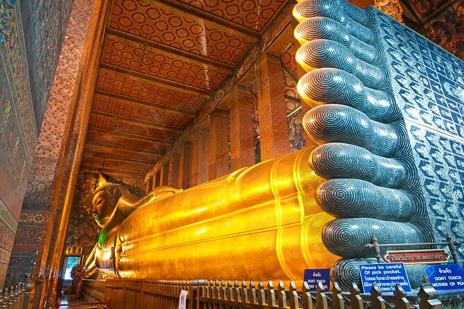 Private Tour - Top 3 Major Monuments (Grand Palace, Wat Pho, Wat Arun) - Clothing, heat, and the pace of the visit