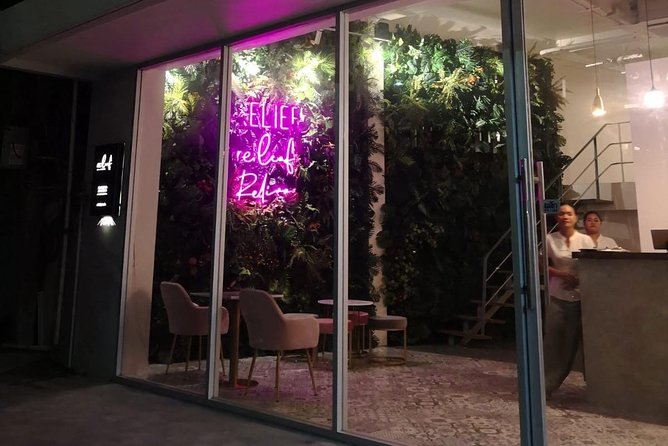 re:leaf spa and massage - Inside the modern treatment room