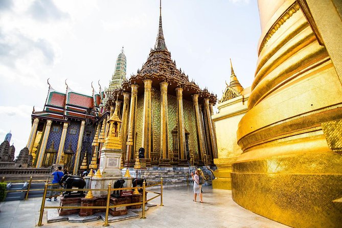 Royal Grand Palace and Bangkok Temples: Half Day Tour - Three major Bangkok sights in one morning