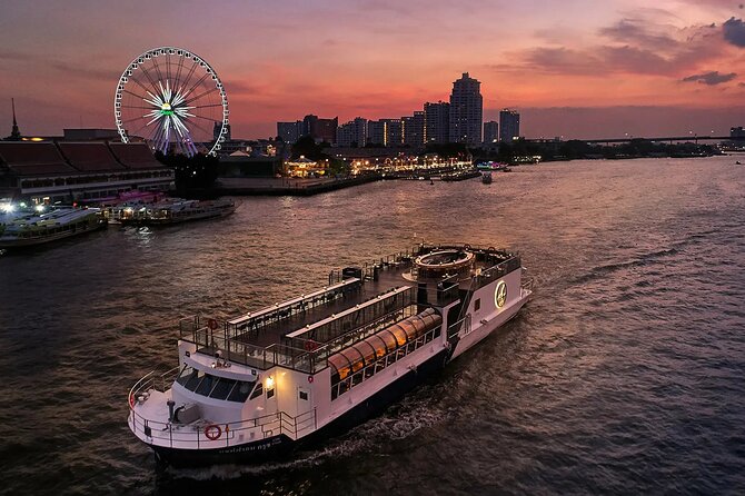 Saffron Luxury Dinner Cruise: A Journey on the River of Kings - The Chao Phraya sights, from ICONSIAM to the old city