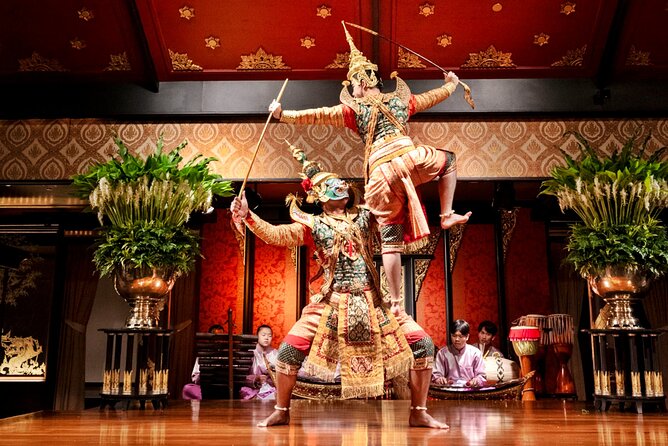Sala Rim Naam Dinner and Show at Mandarin Oriental in Bangkok - Is $122.54 a fair price?
