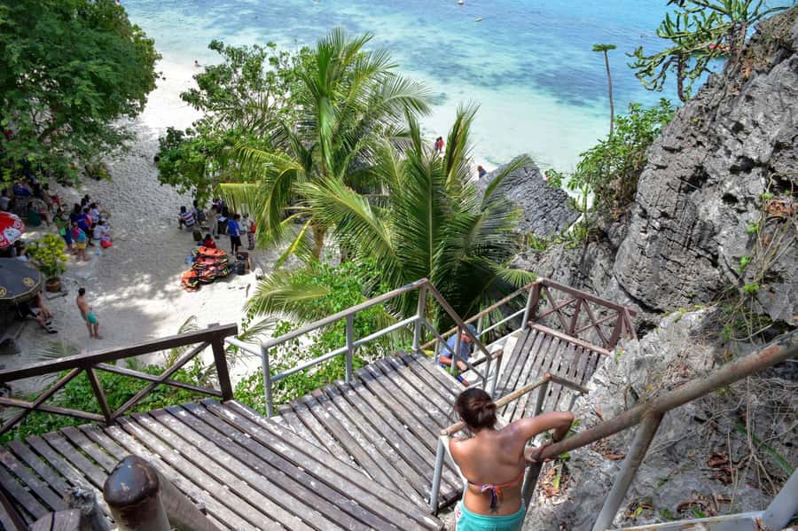 Samui: Angthong Marine Park Boat Tour w/ Transfer and Meals - What to pack for the heat and stairs