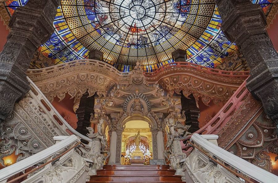 Samut Prakan: Erawan Museum Discounted Admission Ticket - The Earth section and its remarkable ceiling