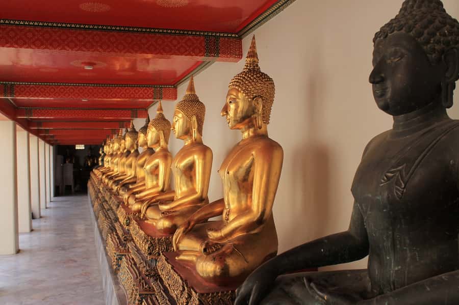 Shared Tour: Wat Pho, Wat Traimit and Wat Benchamabophit - Shared and private transport need a close look