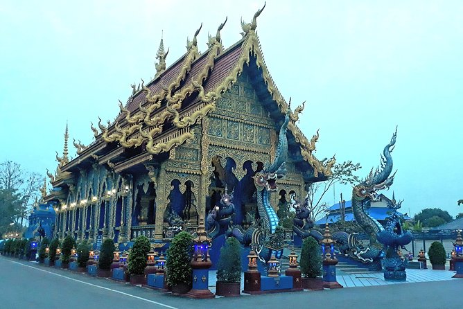 Sightseeing Join Tour Chiang Rai / PICK UP ONLY IN CHIANG RAI - The White Temple sets the tone